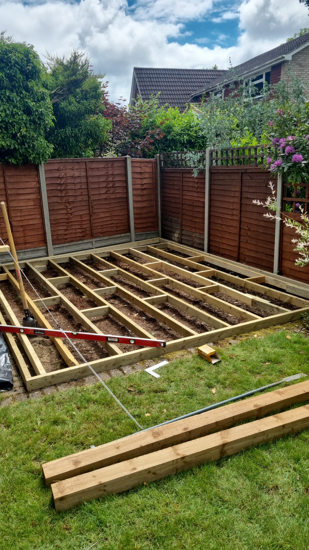 Garden in Camberley before the patios work
